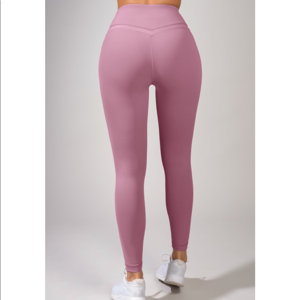 Bootyful leggings
